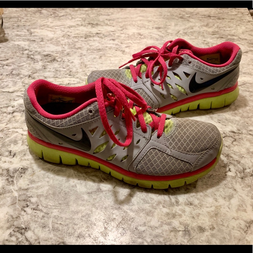 Woman’s Nike’s